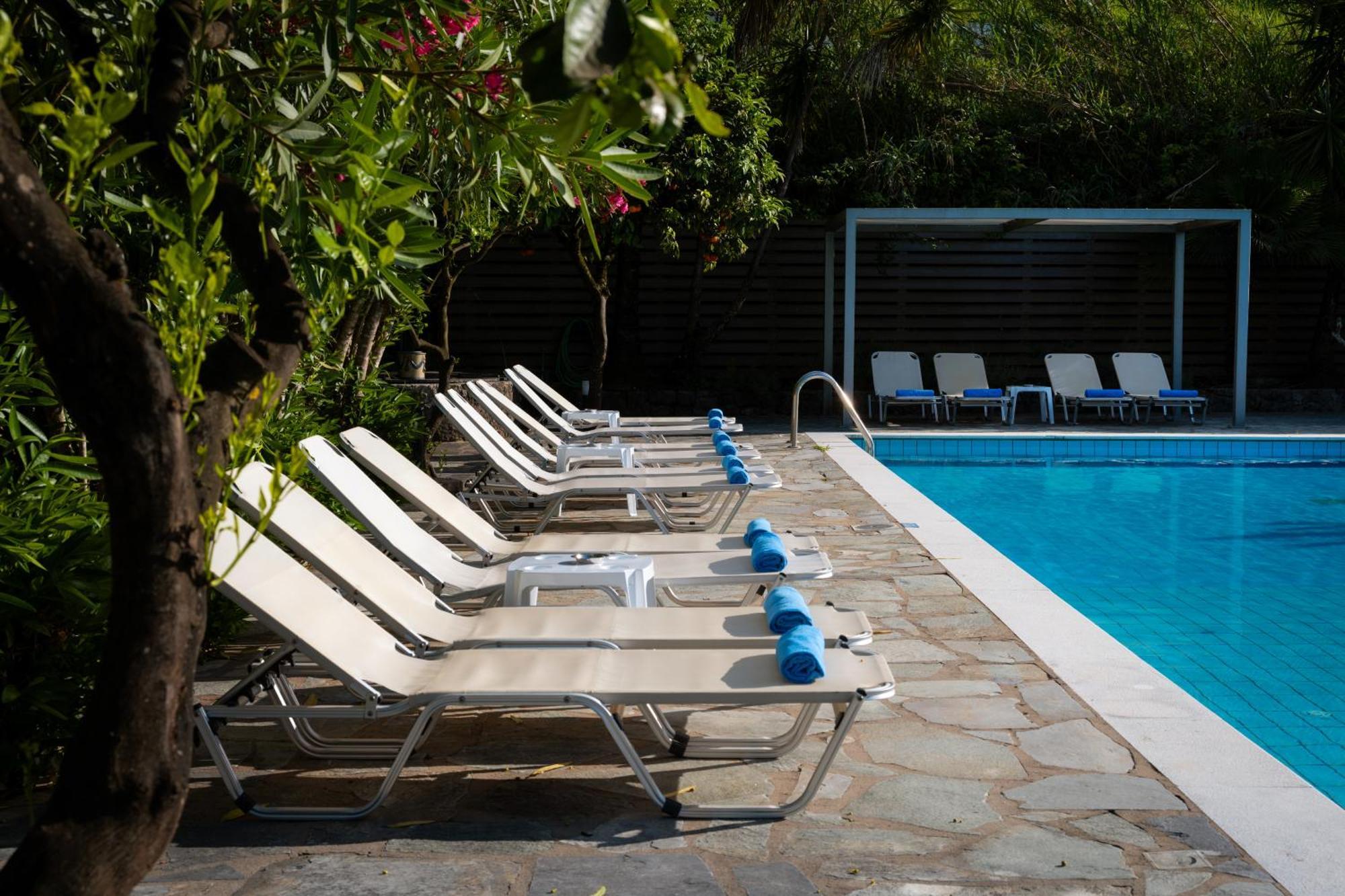Orange Grove Suites Benitses  Exteriér fotografie
